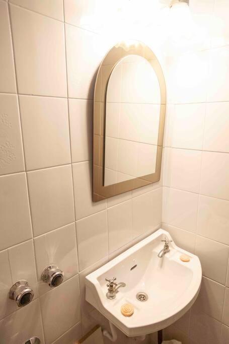 Recoleta Vintage - 5 Pax- * Buenos Aires